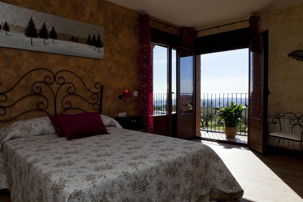Casa Rural La Canchalera Losar De La Vera Room photo