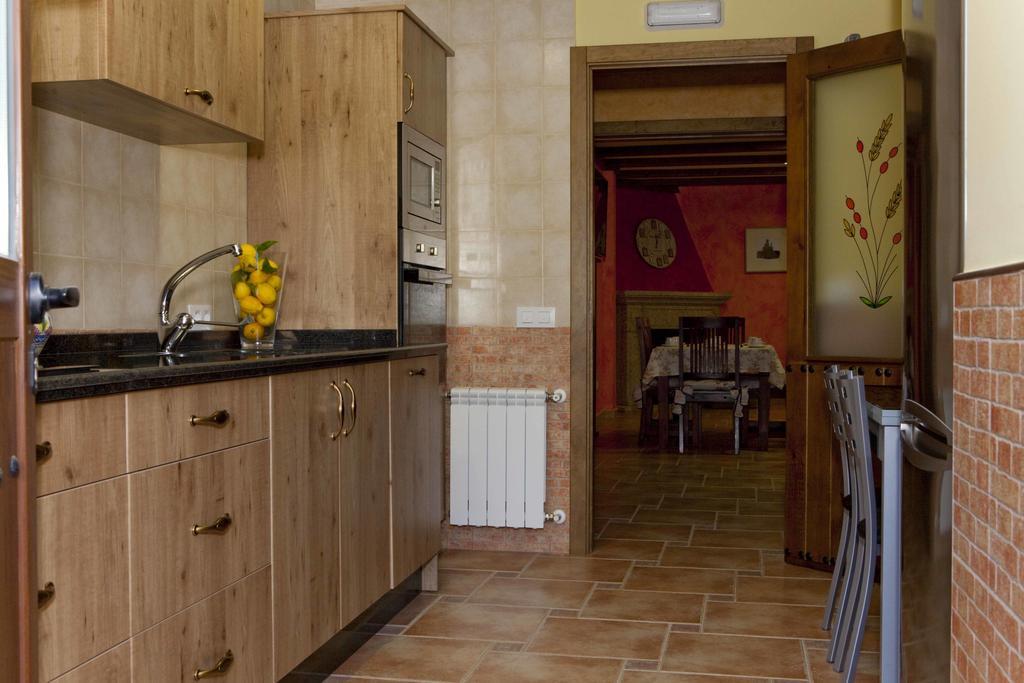Casa Rural La Canchalera Losar De La Vera Exterior photo