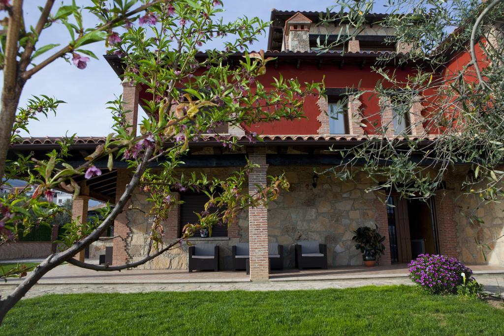 Casa Rural La Canchalera Losar De La Vera Exterior photo