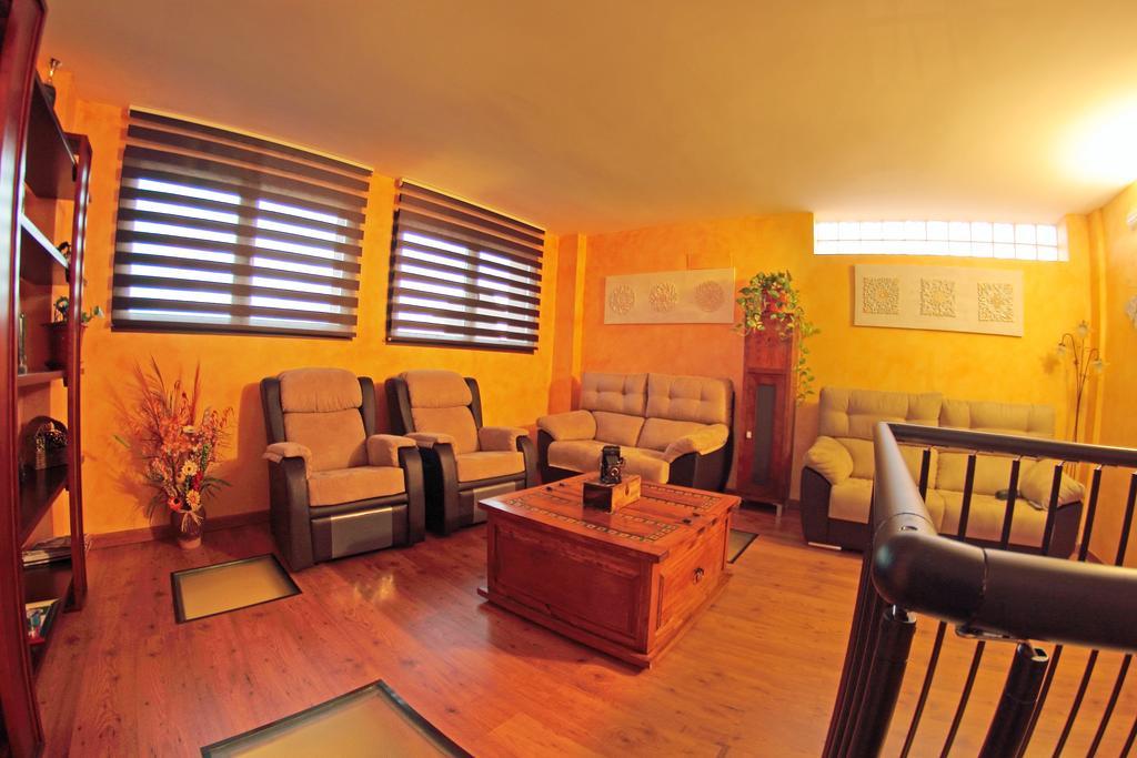 Casa Rural La Canchalera Losar De La Vera Exterior photo